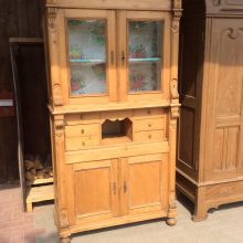 Schrank Glastueren Vitrine 1